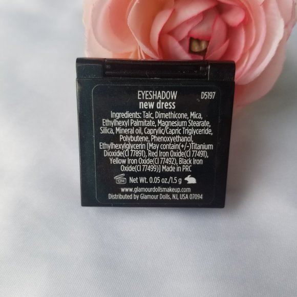 ~Free w Purchase~ Double Eyeshadow Silver & Copper - Picture 3 of 3